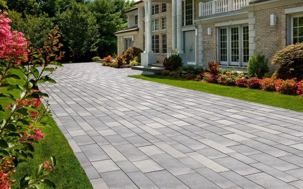 What Are Concrete Pavers? What Are Concrete Pavers?